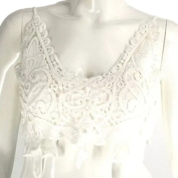 Lacy BOHO White Cropped Bralette Plus Sizes - Picture 2 of 4